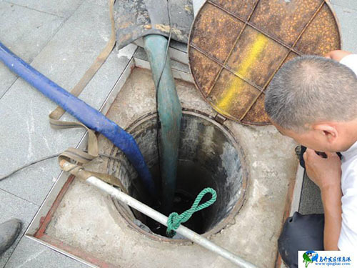 萬福市政與您分享無錫環(huán)衛(wèi)所抽糞流程